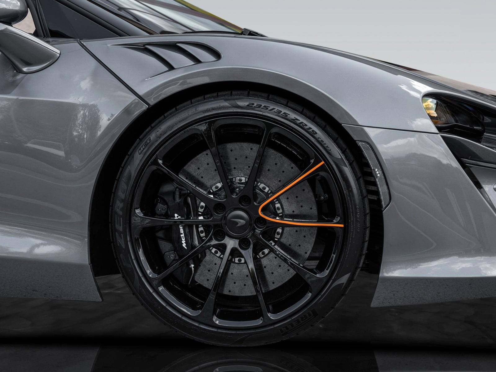 McLaren Artura Spider | Anthracite | Sports Exhaust
