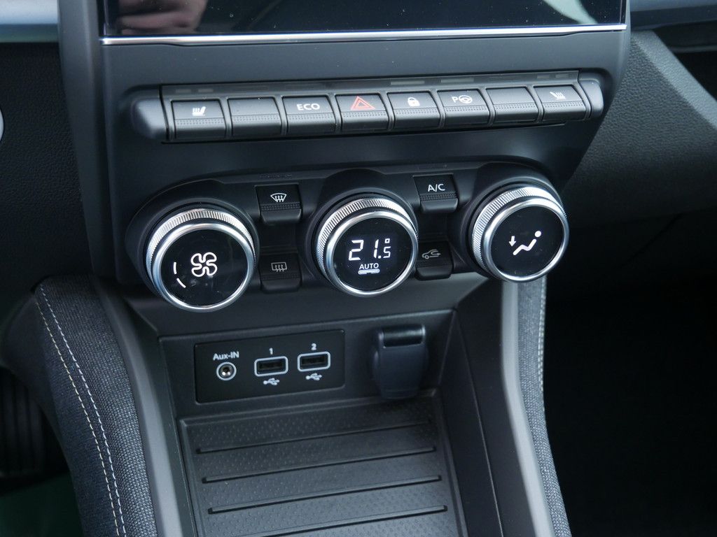 Fahrzeugabbildung Renault ZOE E-TECH 100% elektrisch Iconic EV50 135hp