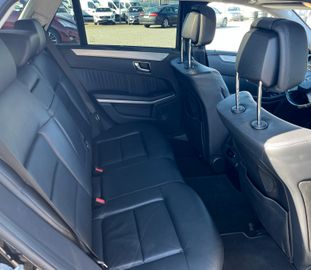 Mercedes E 350 - 12