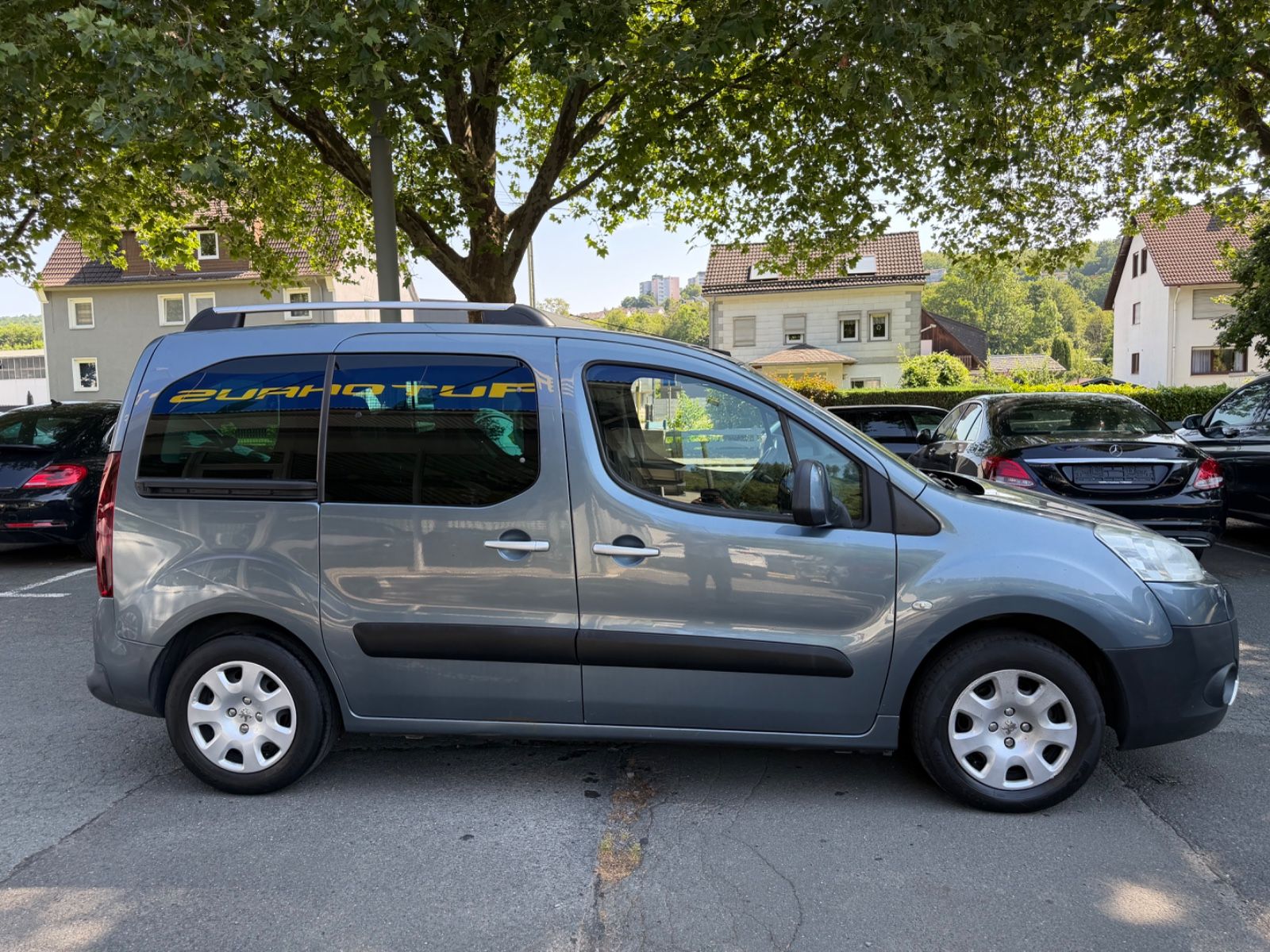 Fahrzeugabbildung Peugeot Partner Tepee Family
