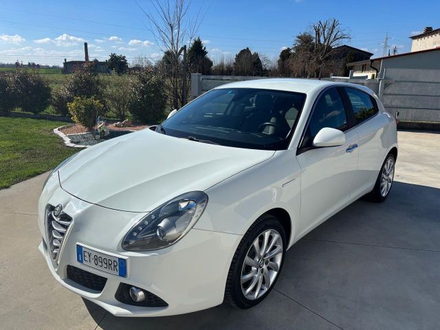 Alfa Romeo Giulietta 1.6 JTDm-2 105 CV Distincti