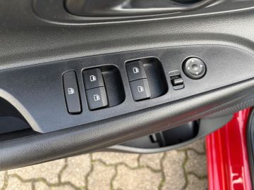Hyundai i20 - 8