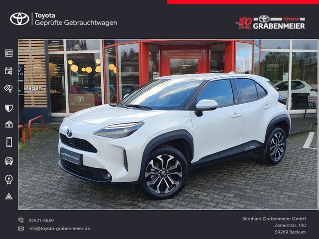 Toyota Yaris Cross Hybrid Team D + Smart Connect+Winter