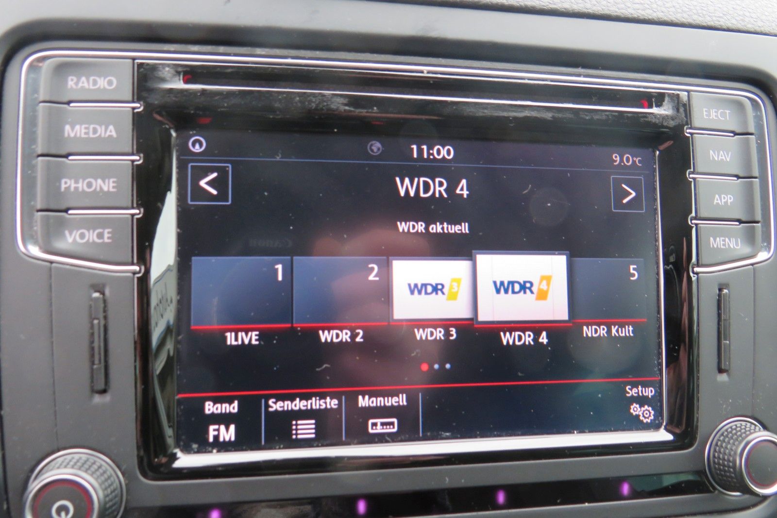 Fahrzeugabbildung Volkswagen Sharan Highline 7-SITZE AHK NAVI ACC 1.HAND