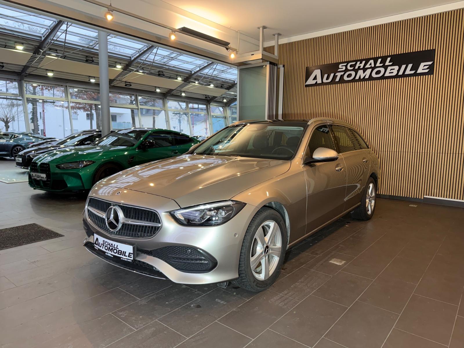 Mercedes-Benz C300e AVANTGARDE/AHK/PANORAMA/CARPLAY/ASSIST/360