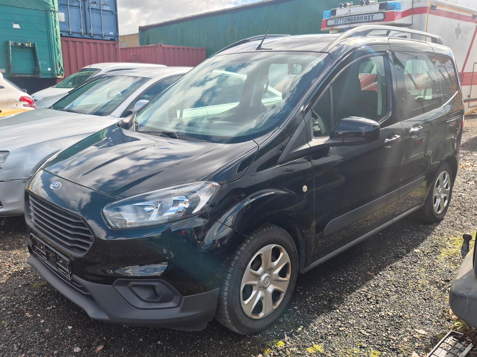 Ford Transit Courier Kombi Trend