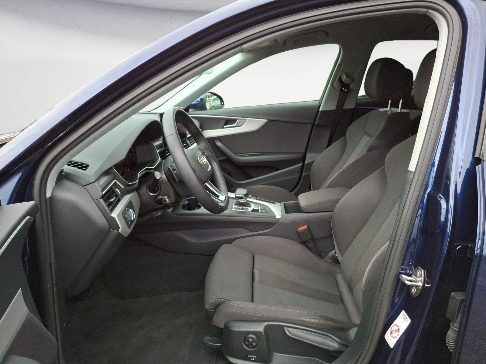 Audi A4 - Bild 8
