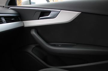 Audi Audi A4 Limousine Xenon *scheckh.8-fach*