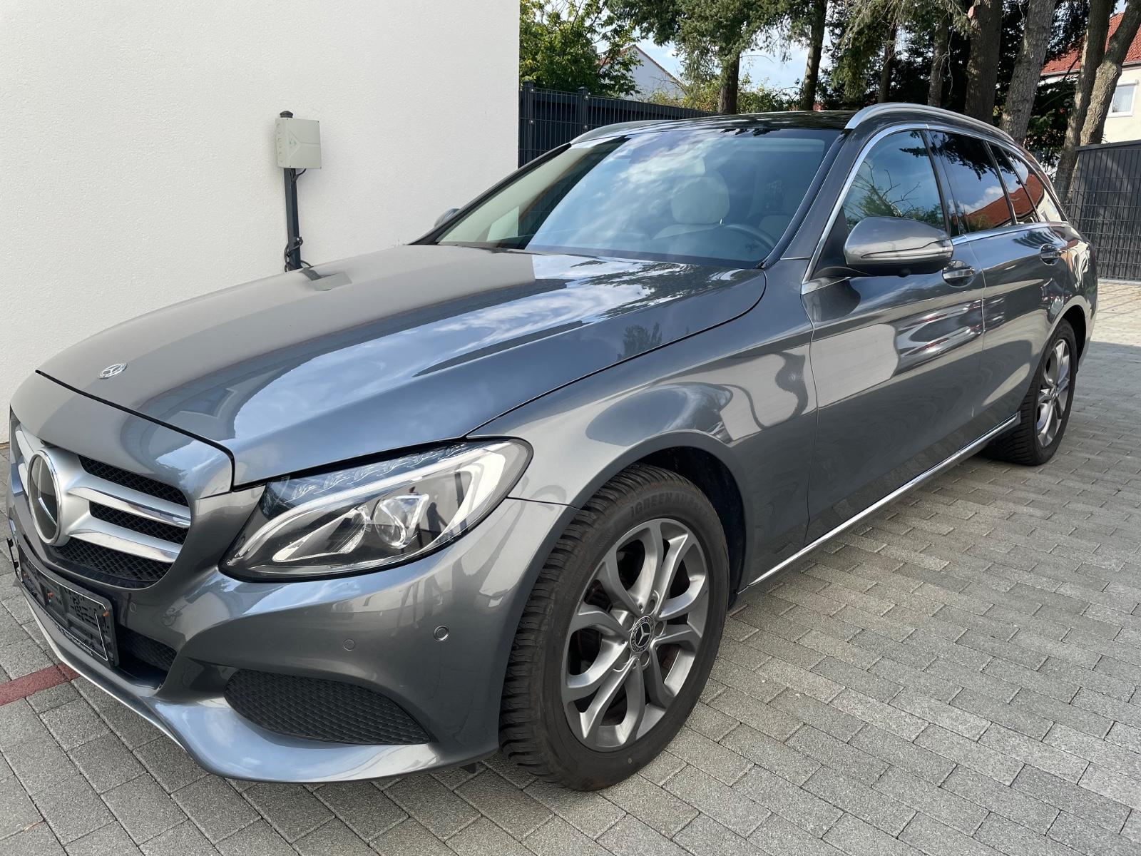 Mercedes-Benz C 180d T Avantgarde 360° Pano HUD Burmester AHK