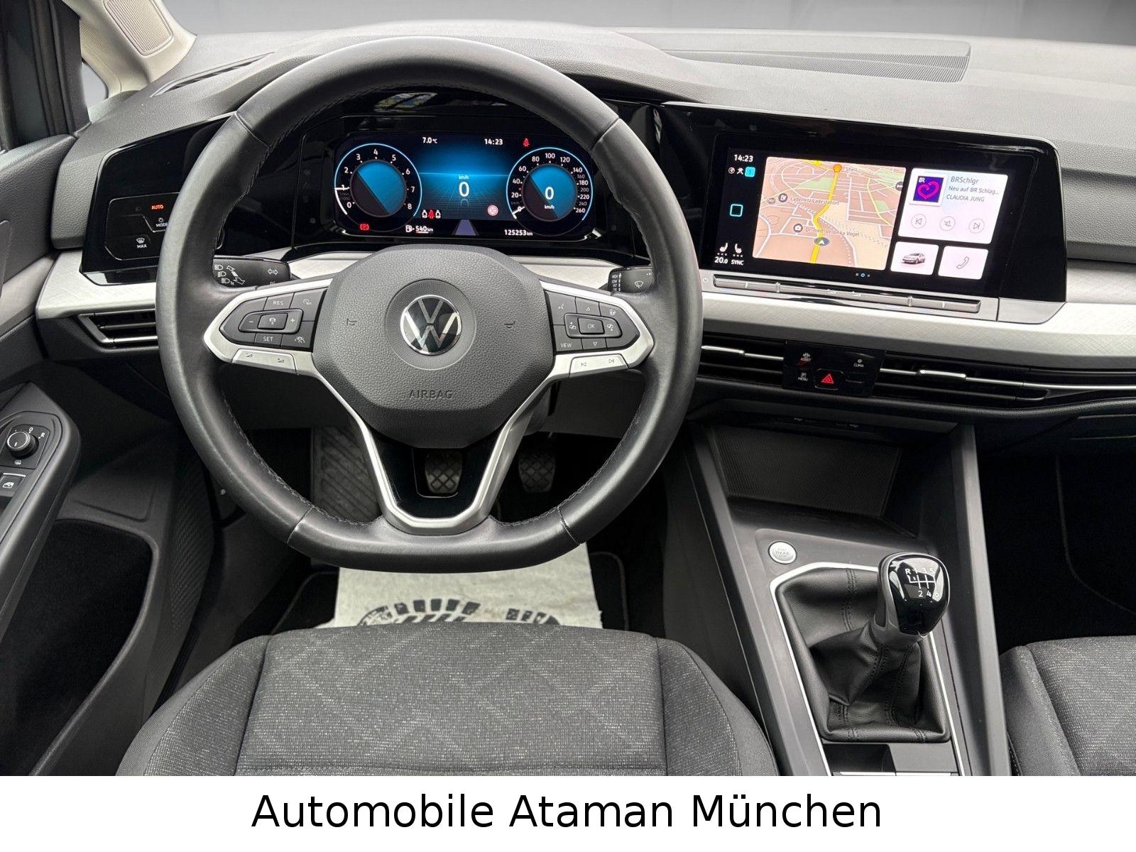 Volkswagen Golf VIII TSI Lim. Life / Navi / LED / Panorama, миниатюра 12