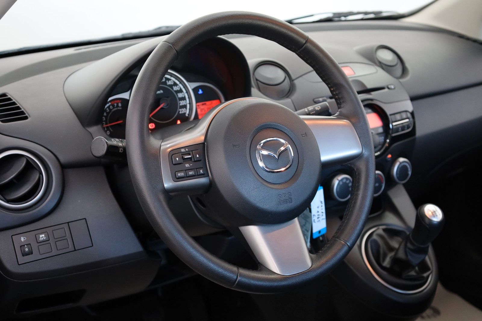 Fahrzeugabbildung Mazda 2 Lim. 1.3 Edition SH,Energy-Paket