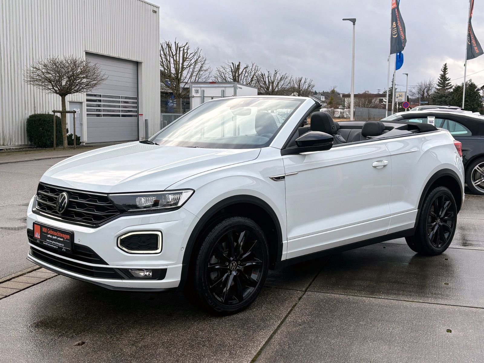 Fahrzeugabbildung Volkswagen T-Roc Cabrio 1.5TSI DSG R-Line ACC KAM LED SHZ