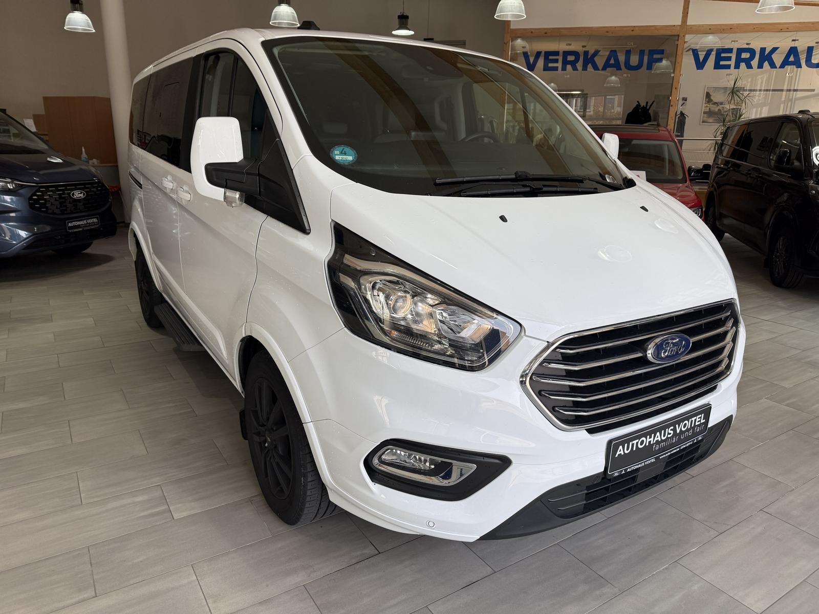 Ford Tourneo Custom Titanium L1 Automatik / Standheiz