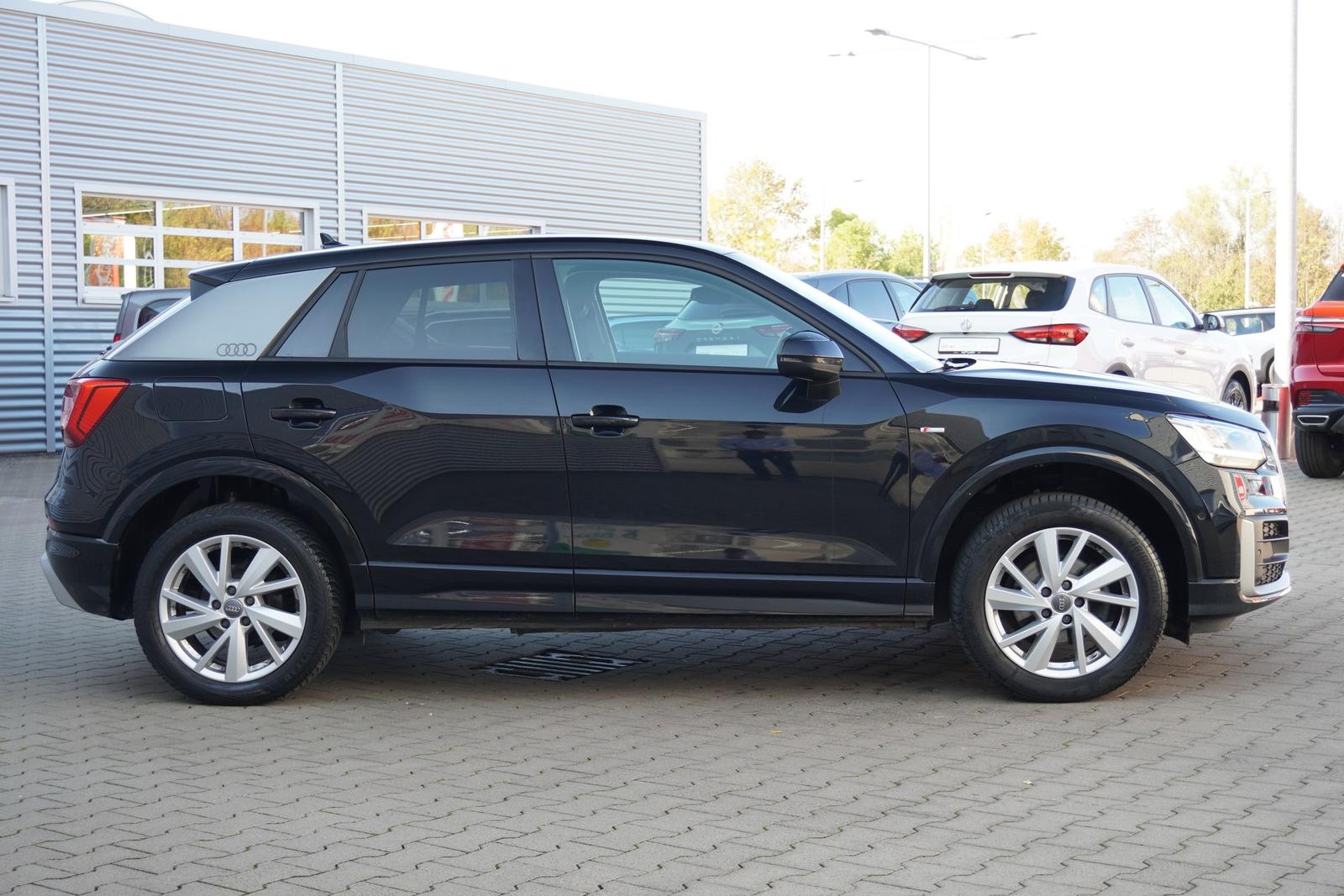 Audi Q2 35 1.5 TFSI S line LED Navi Sitzheizung AHK