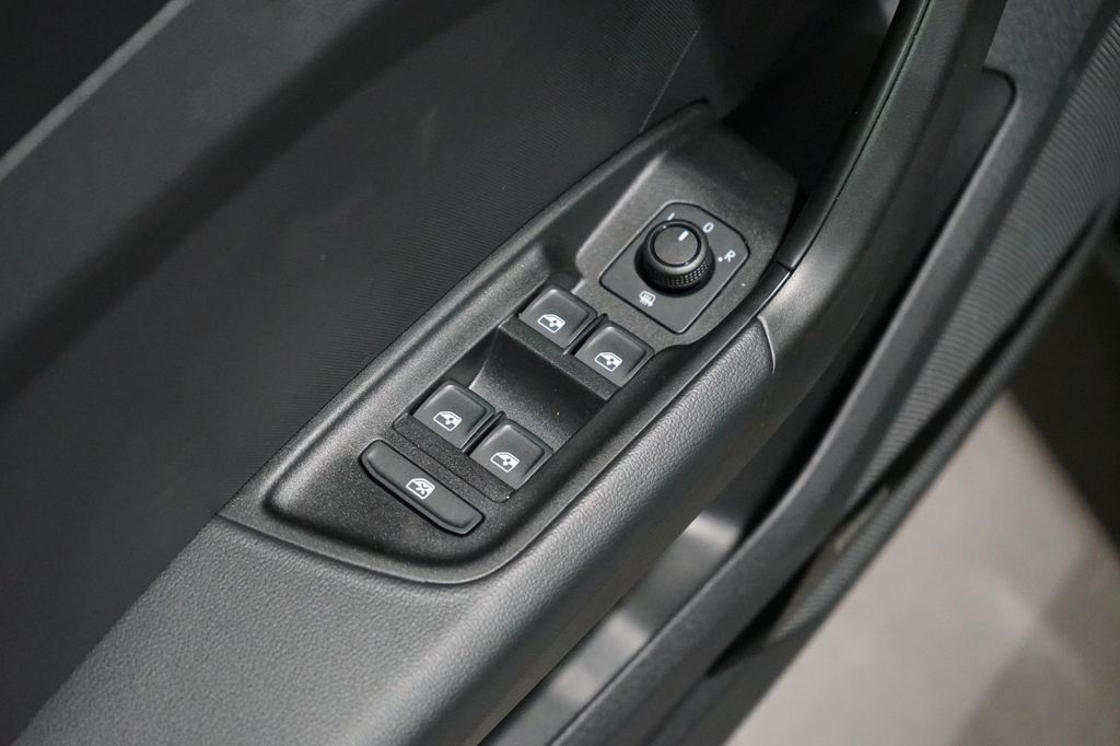 AUDI A1 Sportback 40 TFSI | 2x S line | SONOS | 18" AUDI A1 Sportback 40 TFSI | 2x S line | SONOS | 18"