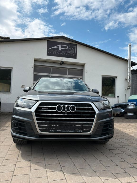 Image of Audi Q7