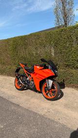 KTM RC 390 AKRAPOVIC - neuwertig - KTM RC