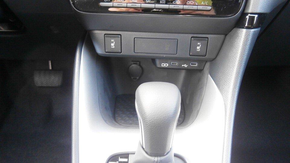 Mazda 2 Hybrid 5HB 1.5L VVT-i 116 PS e-CVT FWD CENTRE-