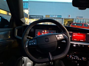 Bild 14 Opel Mokka GS Navi LED Blendfreies Fernl. Kurvenlicht