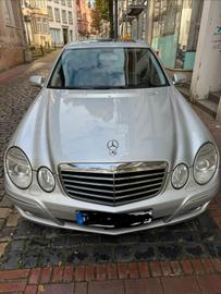 صورة 1 لـ 2007 Mercedes-BENZ E 280