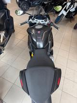 Ducati Panigale V2 - DUCATI PANIGALE V2