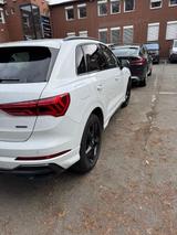 Audi Q3 S line 40 TFSI quattro | 190PS | Alcanta - Audi A1 in Hamburg