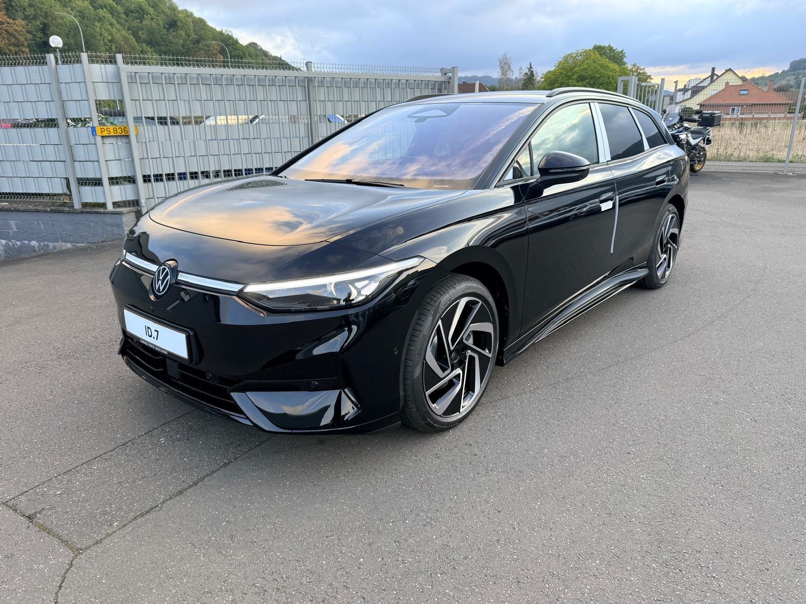 Volkswagen ID.7 Tourer Pro S 86kWh Int/Ext/AHK/Komfort