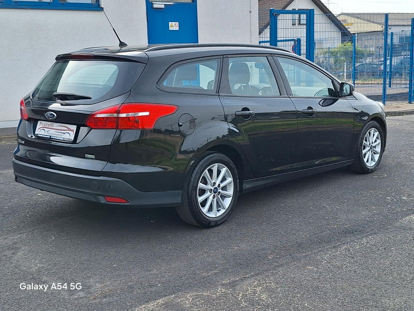 Ford Focus 2015 — photo 6