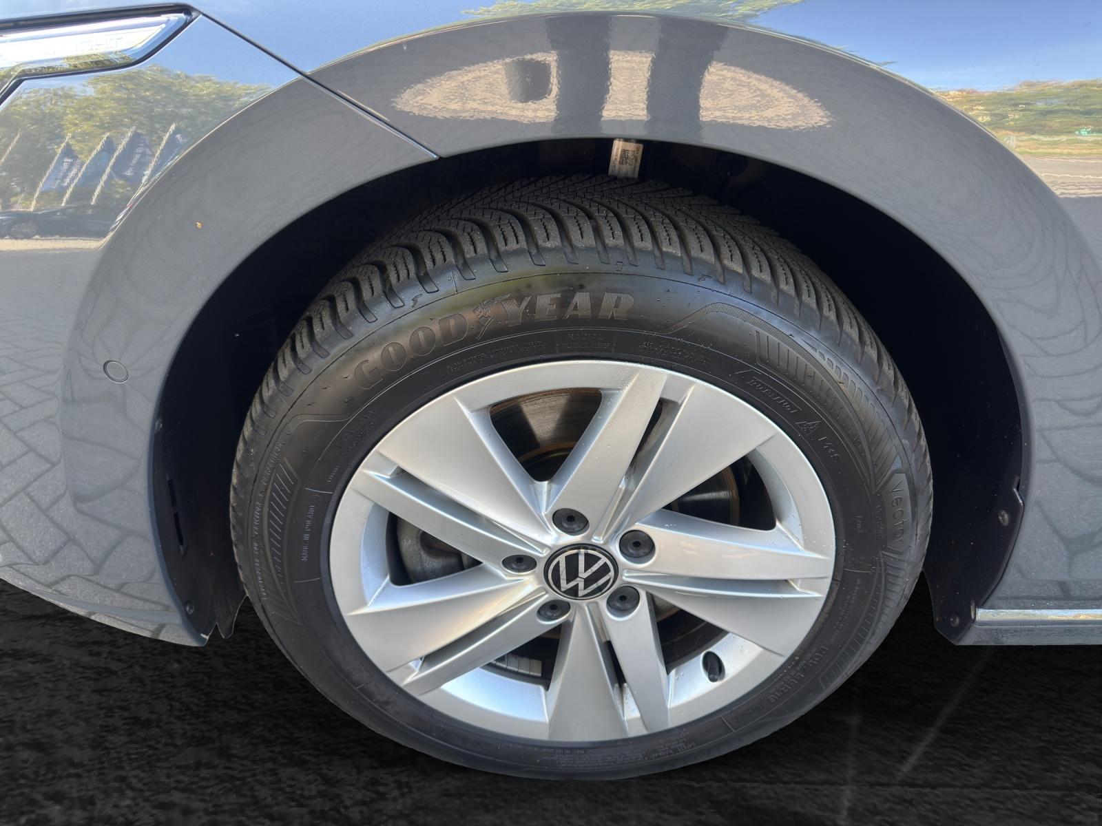 Volkswagen Golf Variant 2.0 TDI DSG Life AHK Navi LED Kame, миниатюра 5