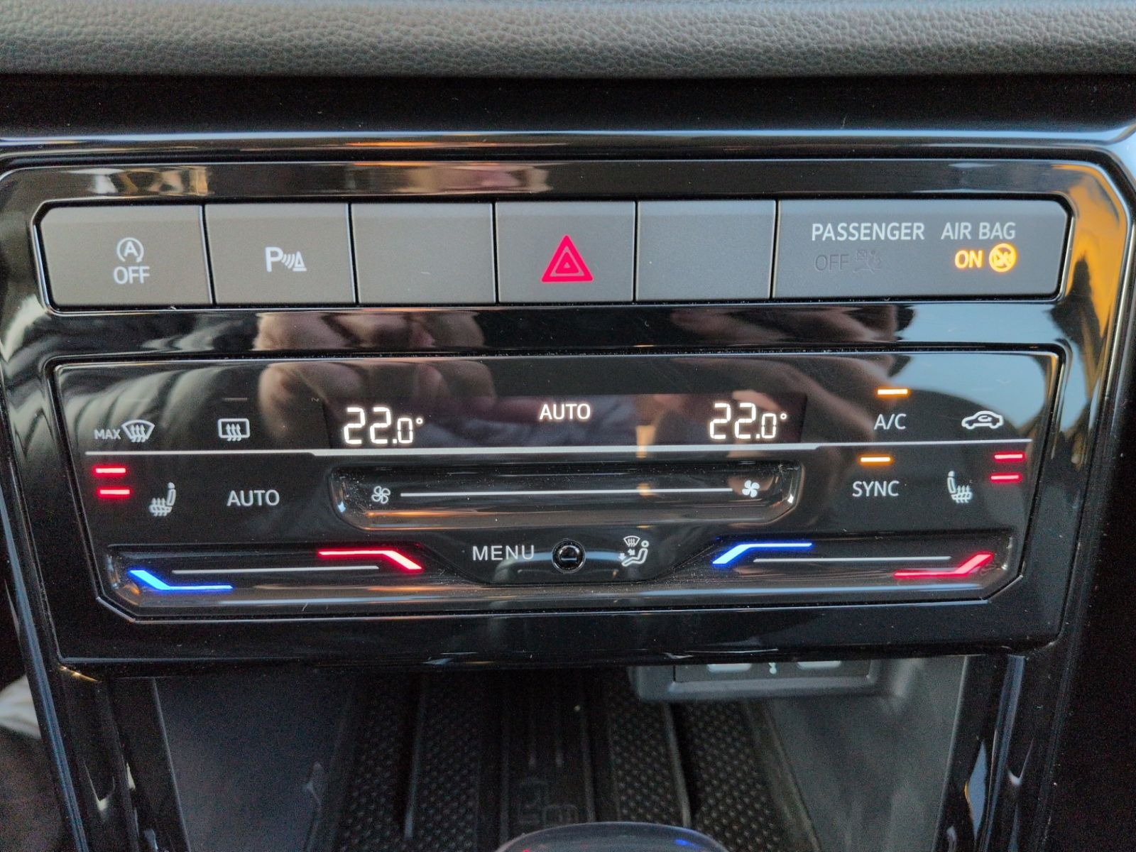 T-Cross 1.0 TSI DSG Goal ACC+NAVI+LED+APP+SHZ+