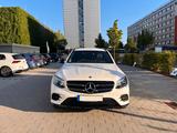 Mercedes-Benz Mercedes GLC 300 4MATIC AMG Line | Junge Sterne - : Junge