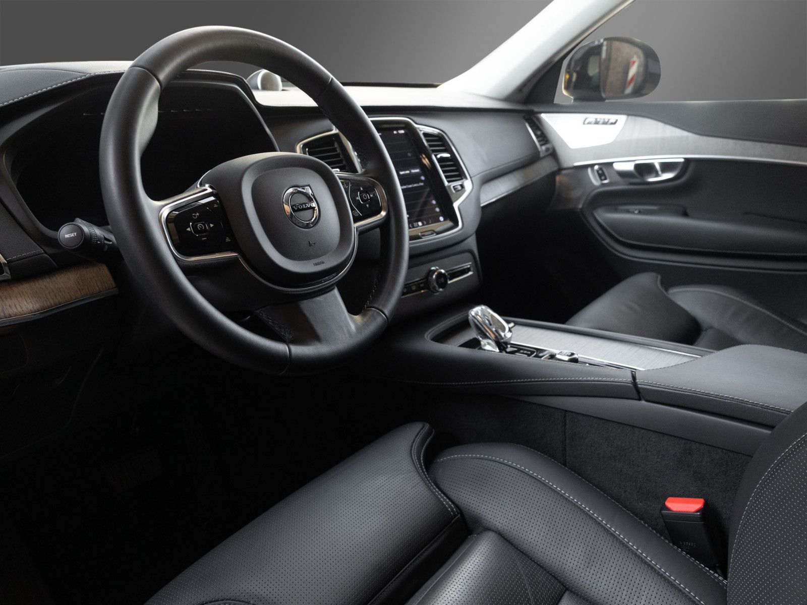 Volvo XC90 B5 AWD Ultimate Dark- voll foto 4