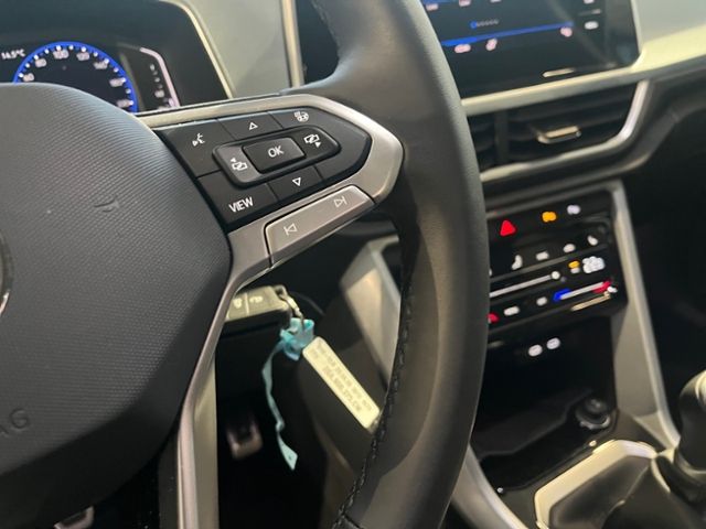 Fahrzeugabbildung Volkswagen T-ROC 1.0 TSI GOAL LED-PLUS GJR ACC APP-CONNECT
