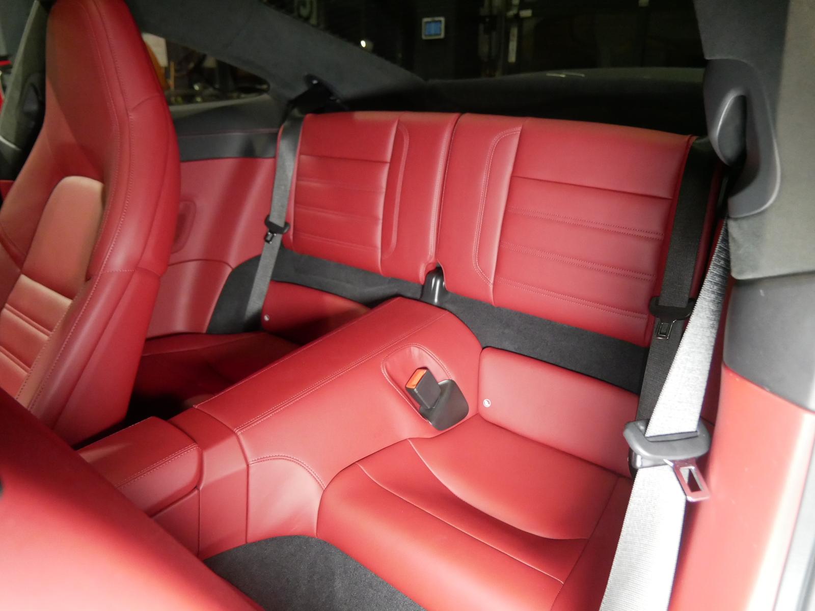 Porsche 992 911 992 Turbo Sportabgas Sitzbelüftung