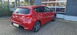 Toyota Auris Life+ - rote Toyota Auris