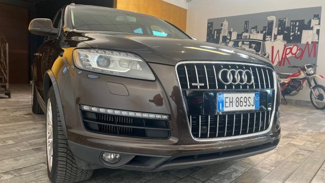 Audi AUDI Q7 3.0 TDI 240 CV clean diesel quattro tip.