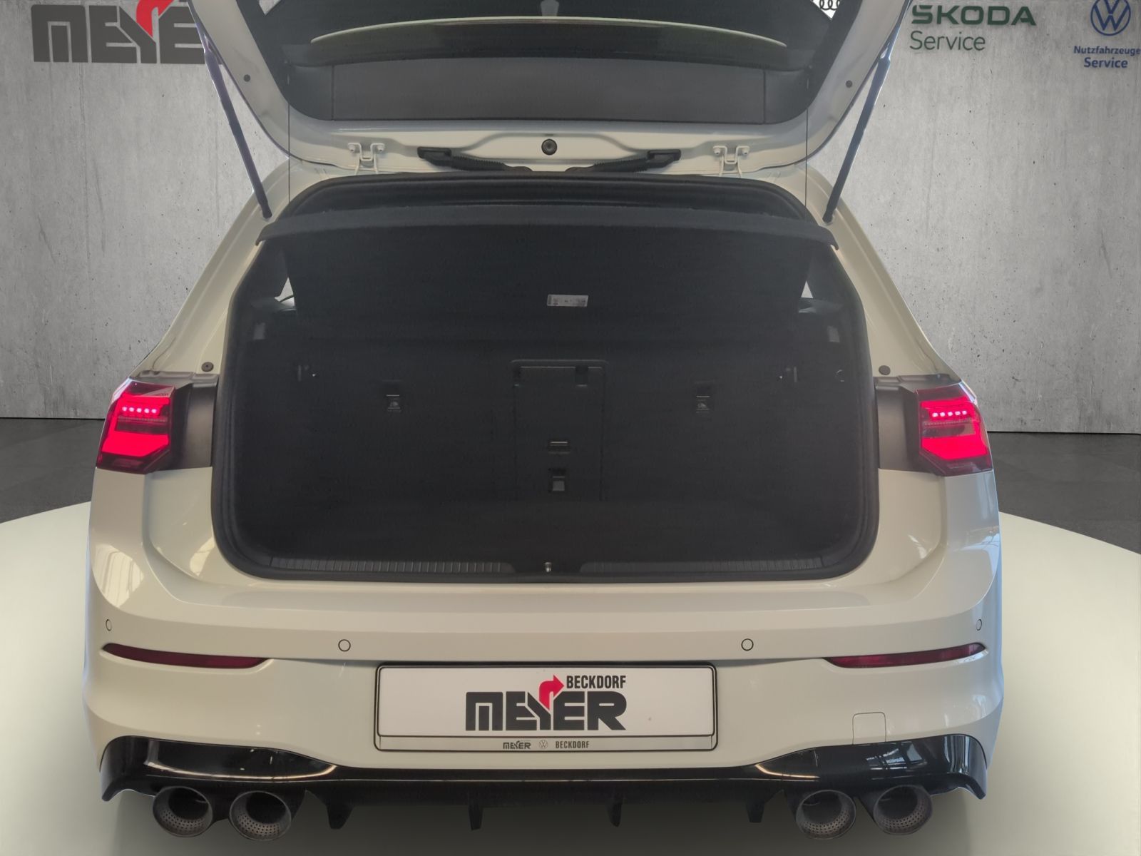 Golf R 2.0 TSI DSG 4MOTION *Performance-Paket*