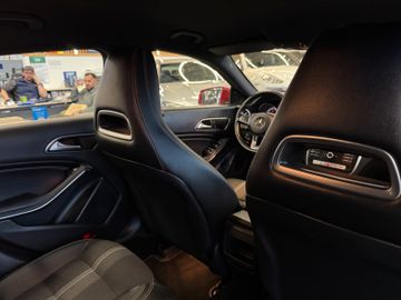 MYAUTOCENTER – Gebraucht- und Jahreswagen mit Werkstattservice in Pfaffenhofen Mercedes-Benz CLA Shooting Brake CLA 180 *AMG*Navi*AHK*