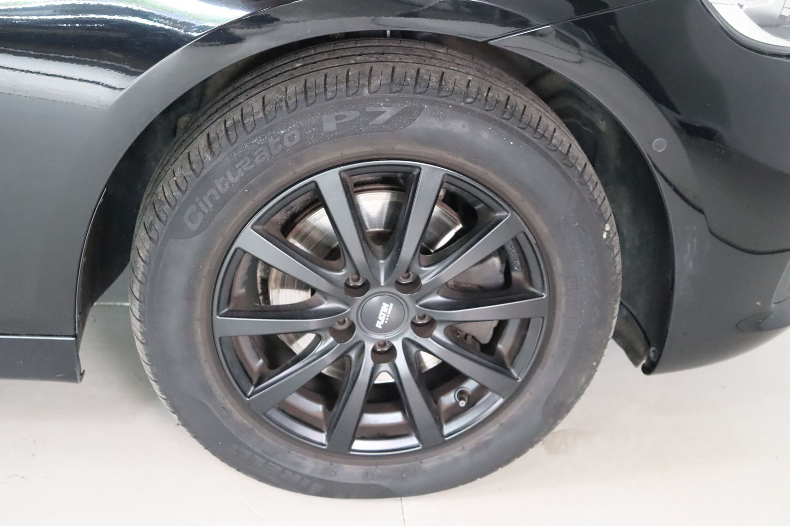 Fahrzeugabbildung BMW 218 i Active Tourer LED * HUD * RFK * Pano *