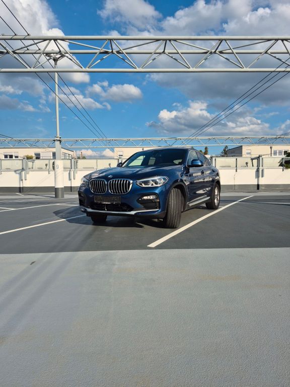 Image of BMW X4