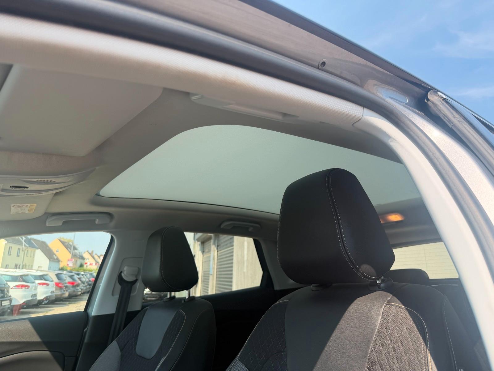 Opel Grandland (X)*Auto*Navi*RFK*Pano*AHK*LED*TÜV*Gar