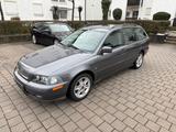 Volvo V40 aus 1. Hand TÜV Neu Service Neu!... - Volvo aus 2002
