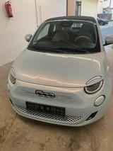 Fiat 500e La Prima 1. Hand - Fiat 500e Benzin Gebrauchtwagen