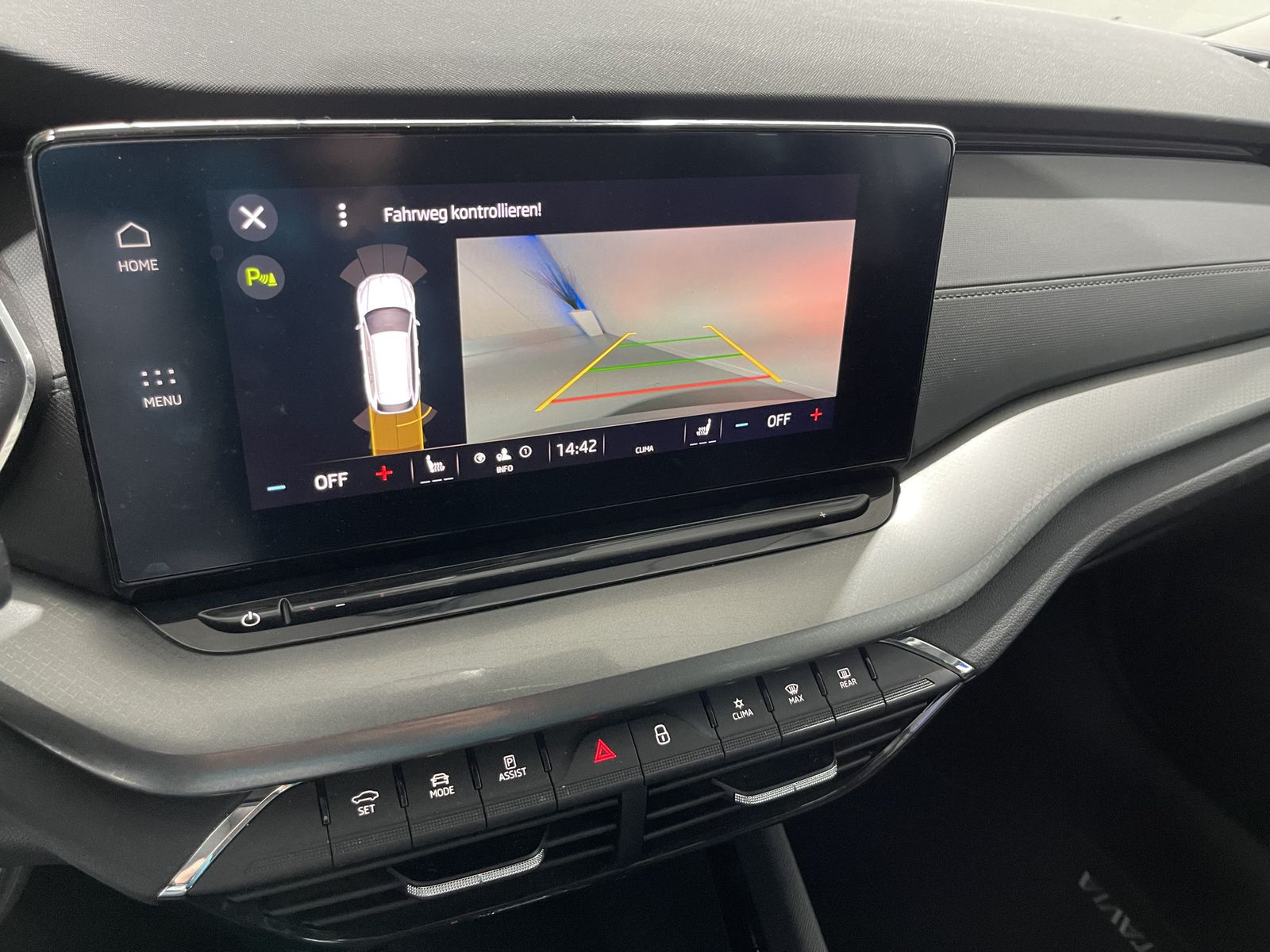 Fahrzeugabbildung SKODA Octavia Ambition 2.0 TDI*LED*AHK*Navi*Cam*