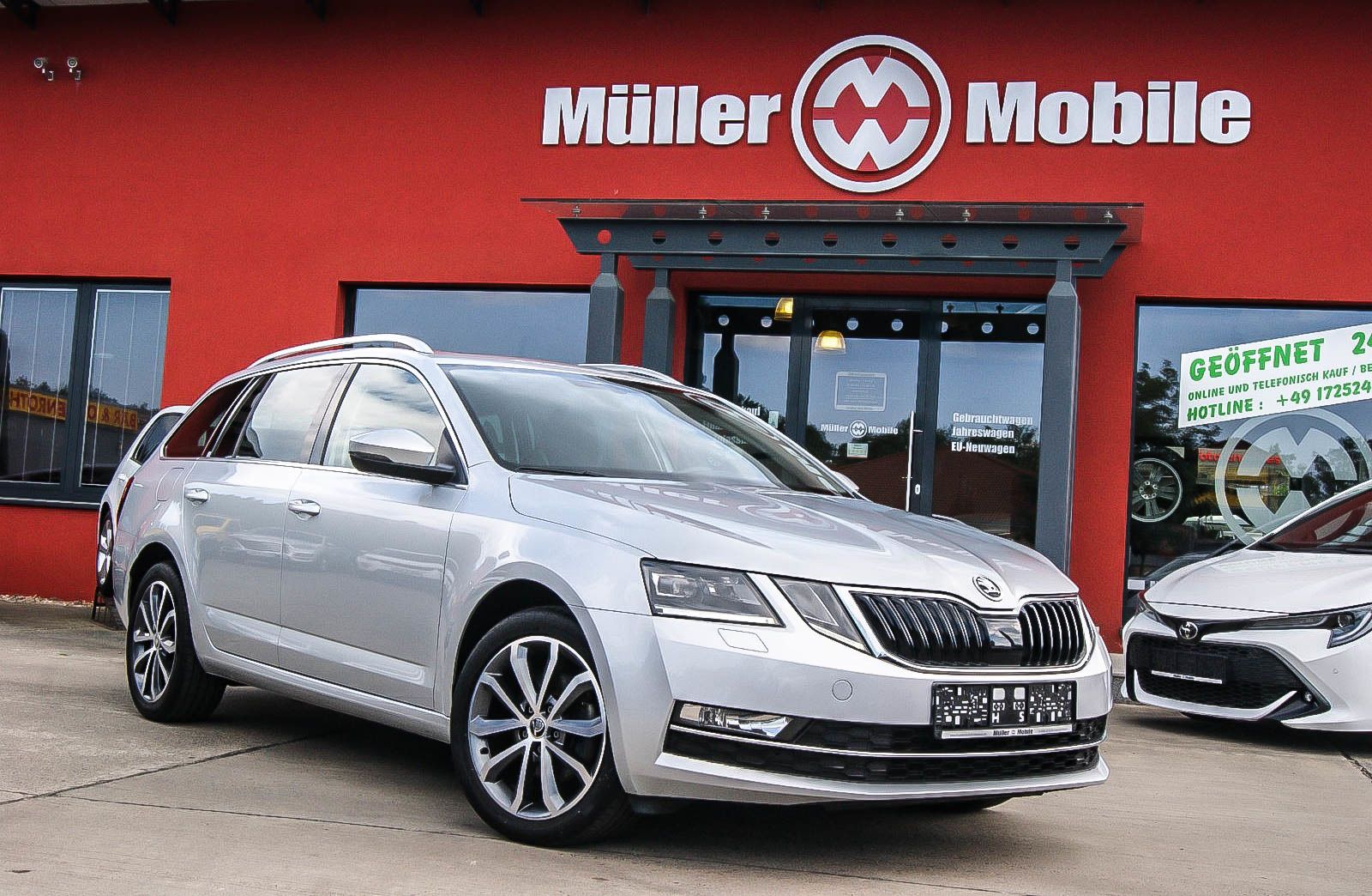 Fahrzeugabbildung SKODA Octavia Combi 4x4 Style 20TDI DSG PANORAMA ANHZV