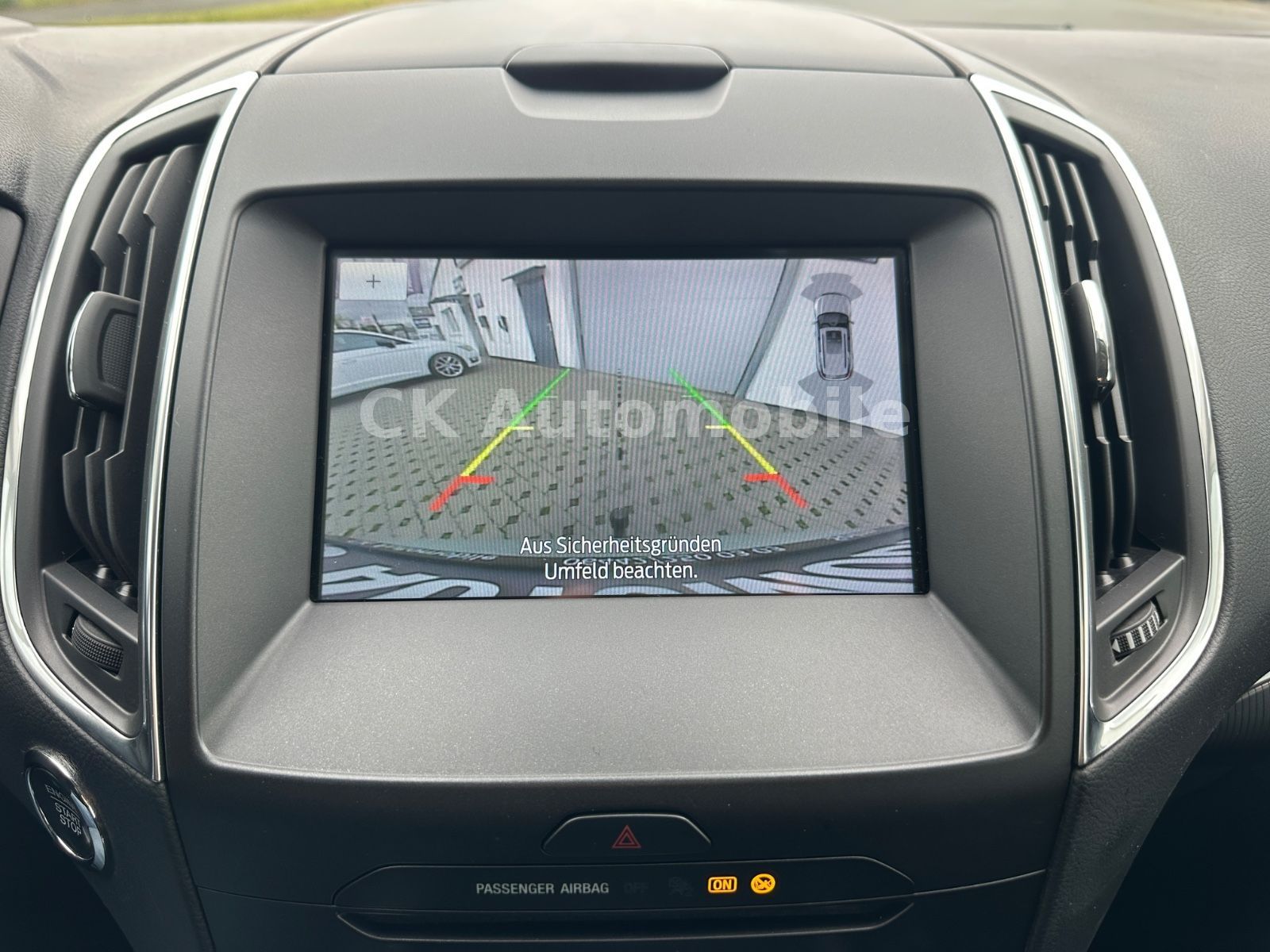 Fahrzeugabbildung Ford S-MAX Titanium 2.0TDCi Autom./Navi/LED/Kam./AHK