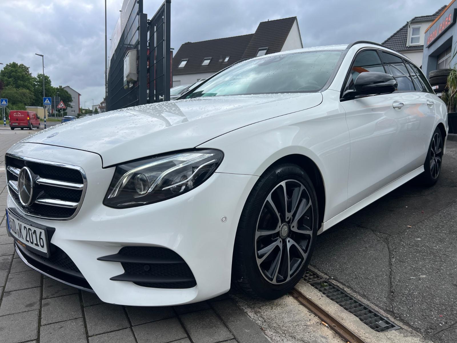 Mercedes-Benz E 220 E T-Modell E 220 d*AMG LINE
