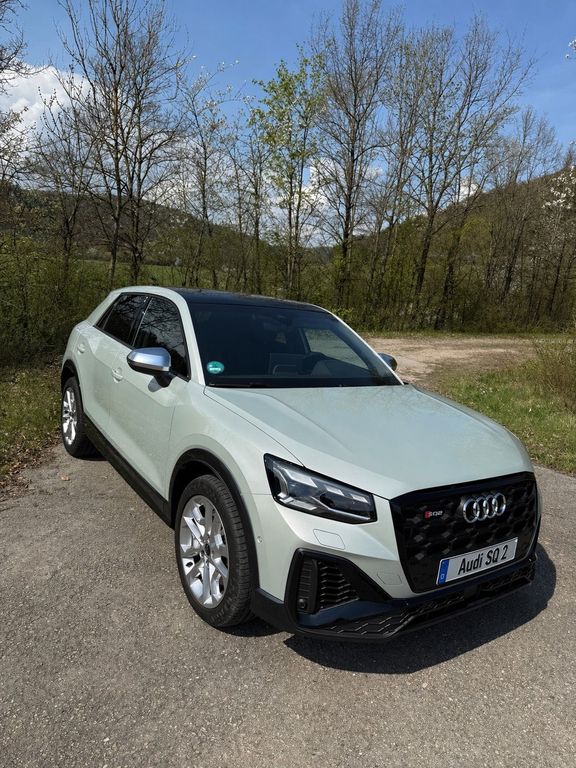 Image of Audi SQ2