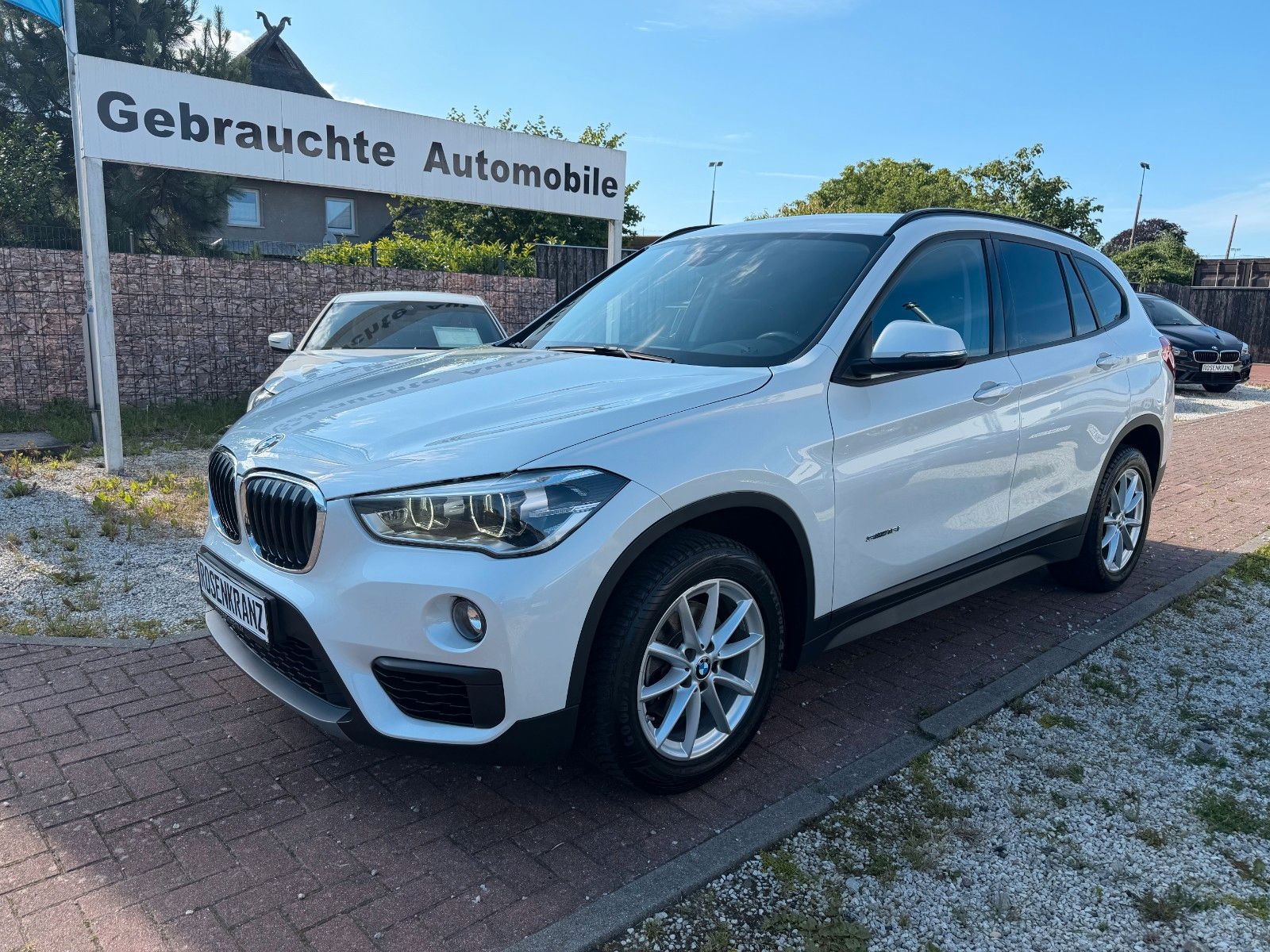 BMW X1 sDr. 18i*LED*NAVI*
