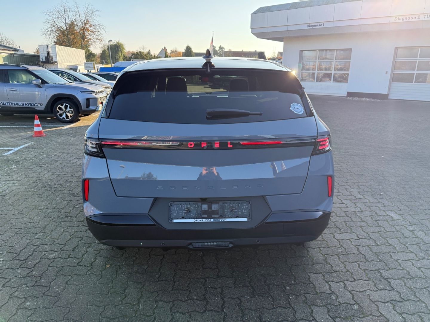 Fahrzeugabbildung Opel Grandland 1.2 GS +SHZ+LHZ+Kamera+Allwetter